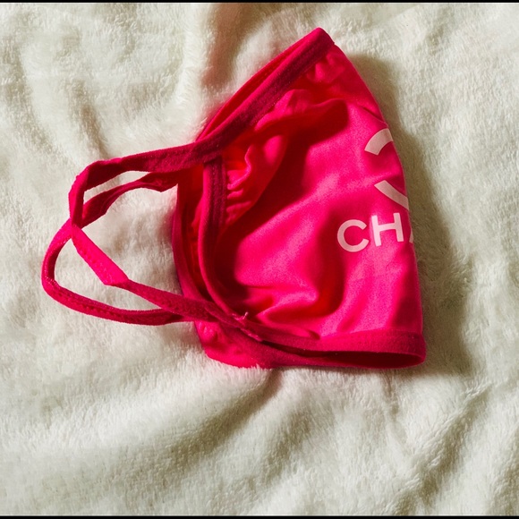 Glow in the Dark Face Mask - Picture 3 of 5